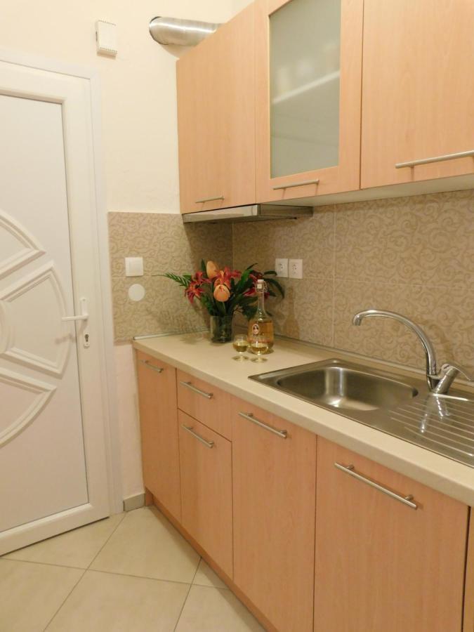 Отель Anna House 4 Сарти Экстерьер фото