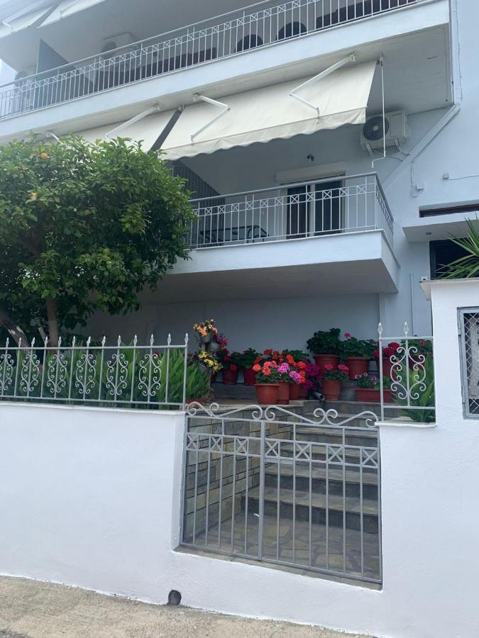 Отель Anna House 4 Сарти Экстерьер фото